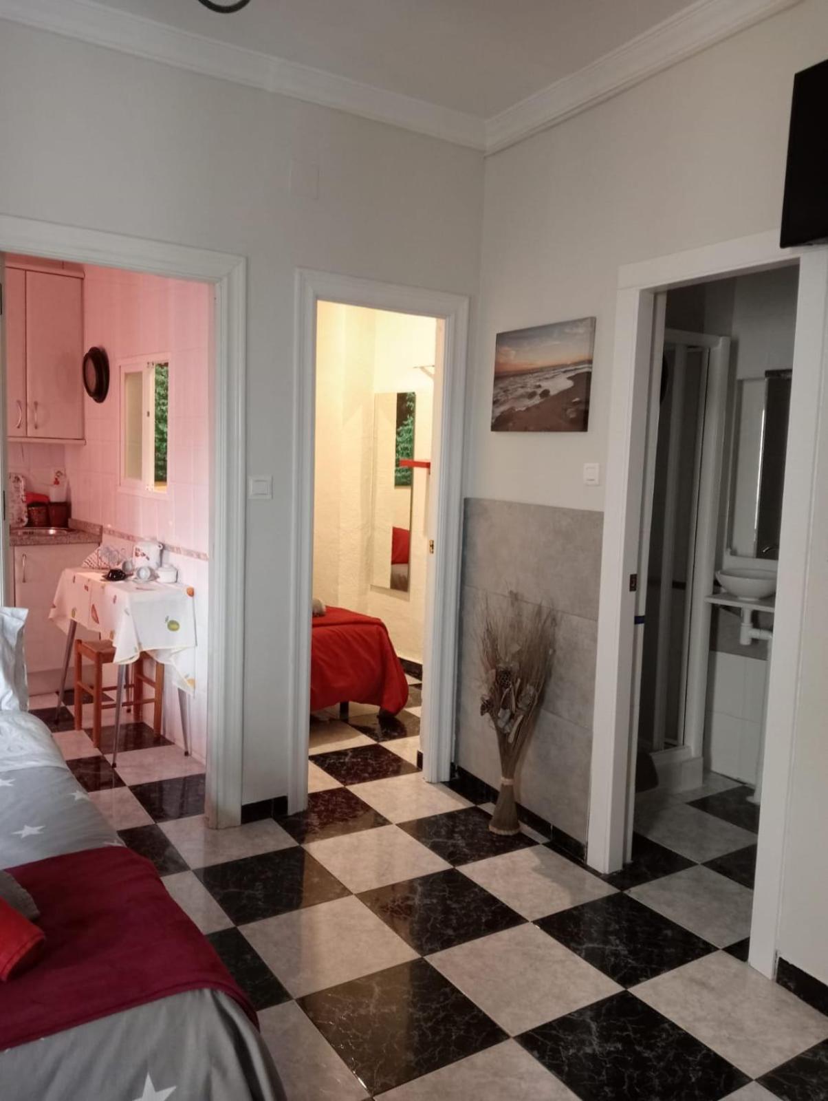Apartamentos Oscar Granada Kamer foto